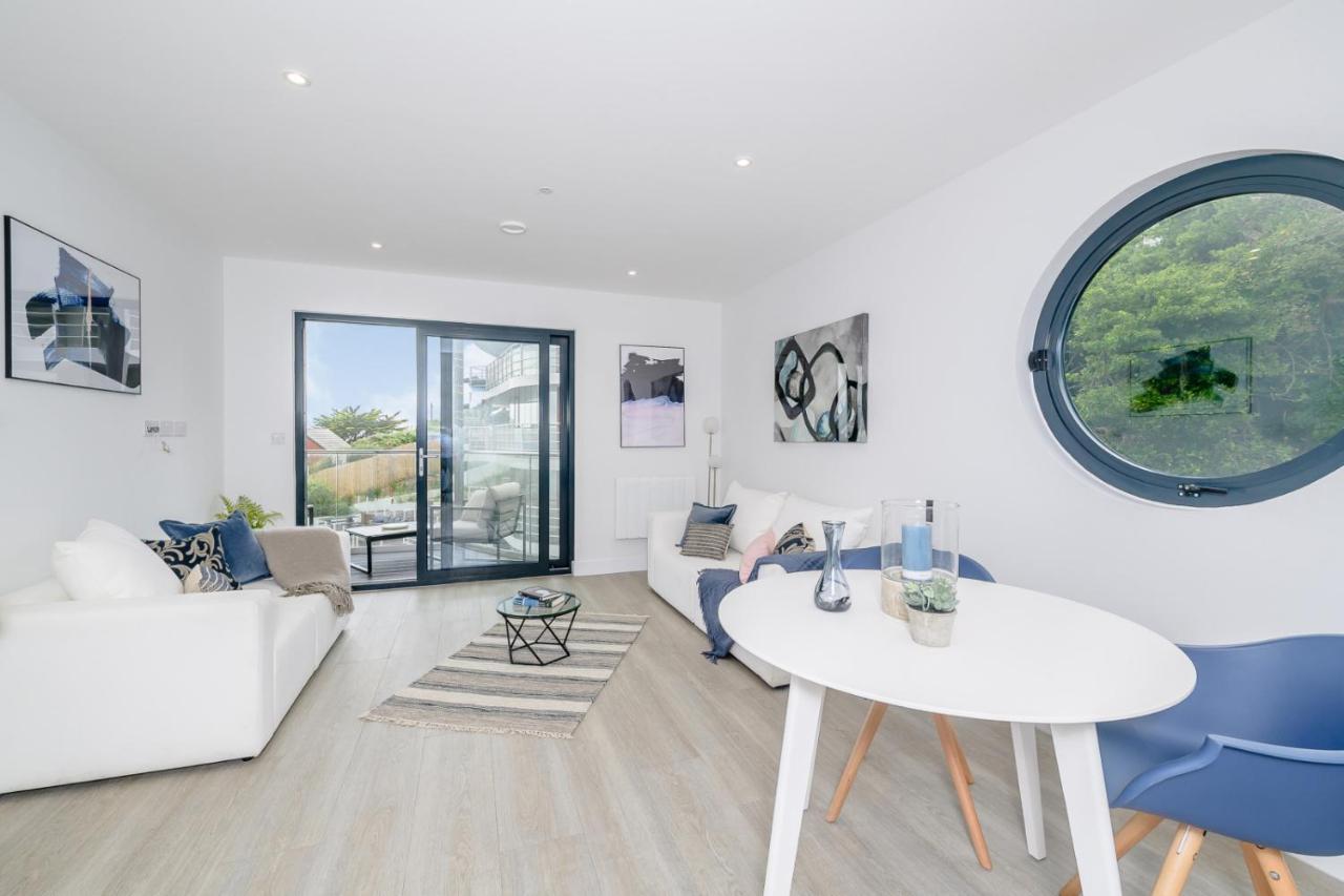 5 Middlecombe - Luxury Apartment At Byron Woolacombe, Only 4 Minute Walk To Woolacombe Beach! Extérieur photo