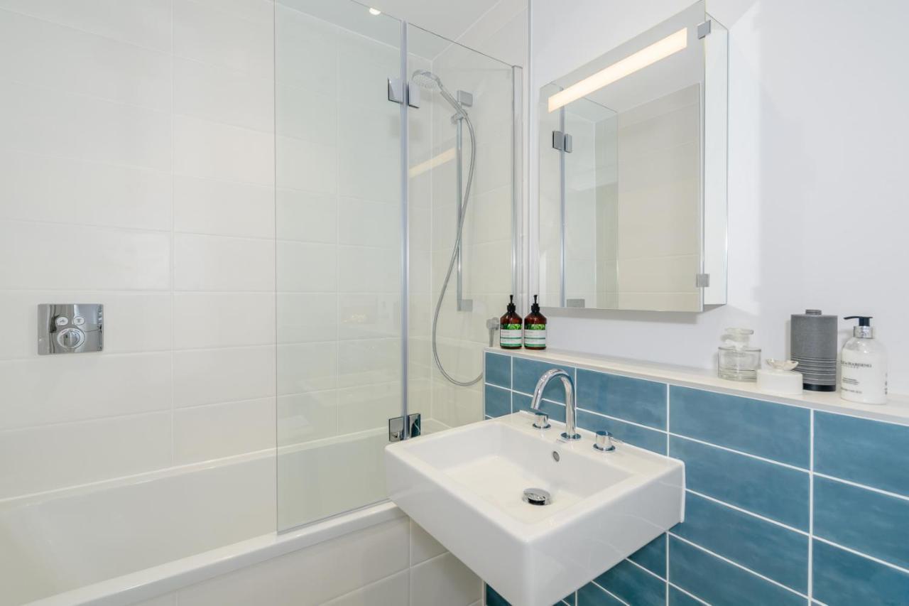 5 Middlecombe - Luxury Apartment At Byron Woolacombe, Only 4 Minute Walk To Woolacombe Beach! Extérieur photo